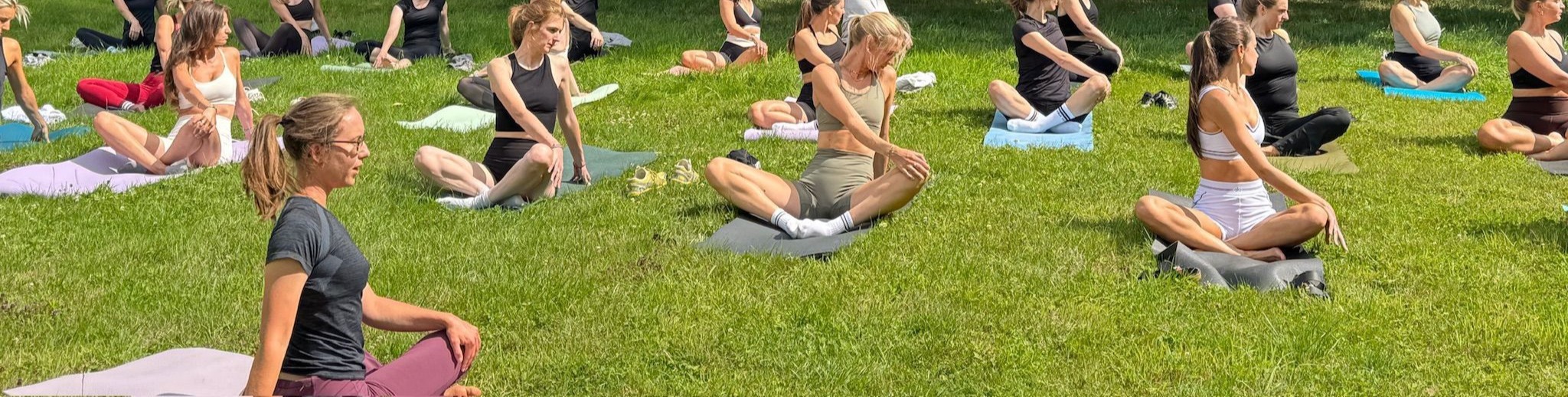 Een rustige ruimte voor actieve yoga in Izegem, nabij Roeselare